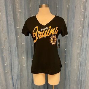 NWT Boston Bruins V-Neck